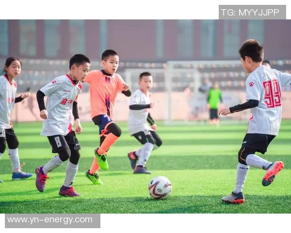 天英学校足球比赛精彩视频直播全程回顾与精彩瞬间分享